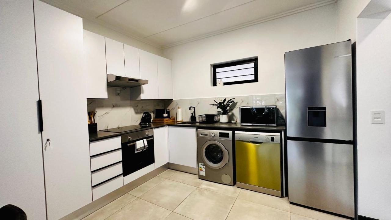 Stylish Executive Apartment With Power Backup Johannesburg Dış mekan fotoğraf